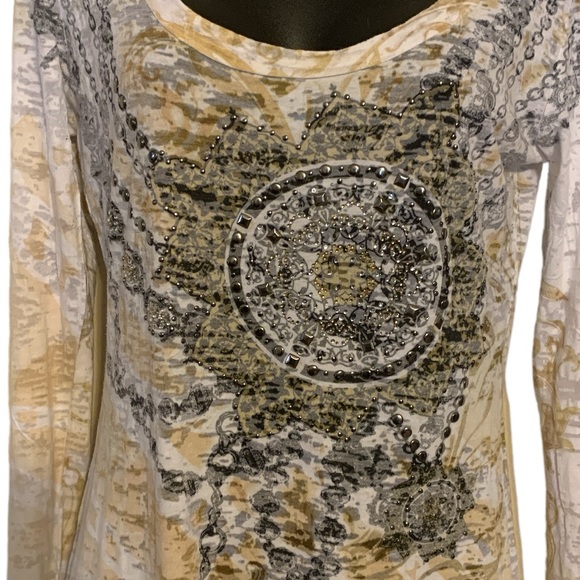 Ladies Cache’ Long Sleeve Top Beautifully Detailed Worn Once! LIKE NEW - Picture 2 of 6
